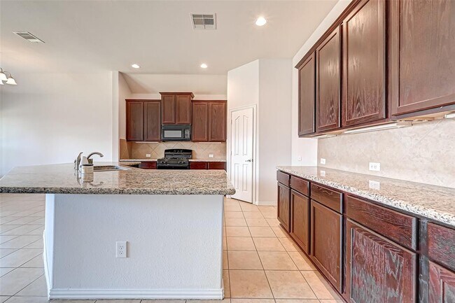 Building Photo - 24602 Forest Canopy Dr