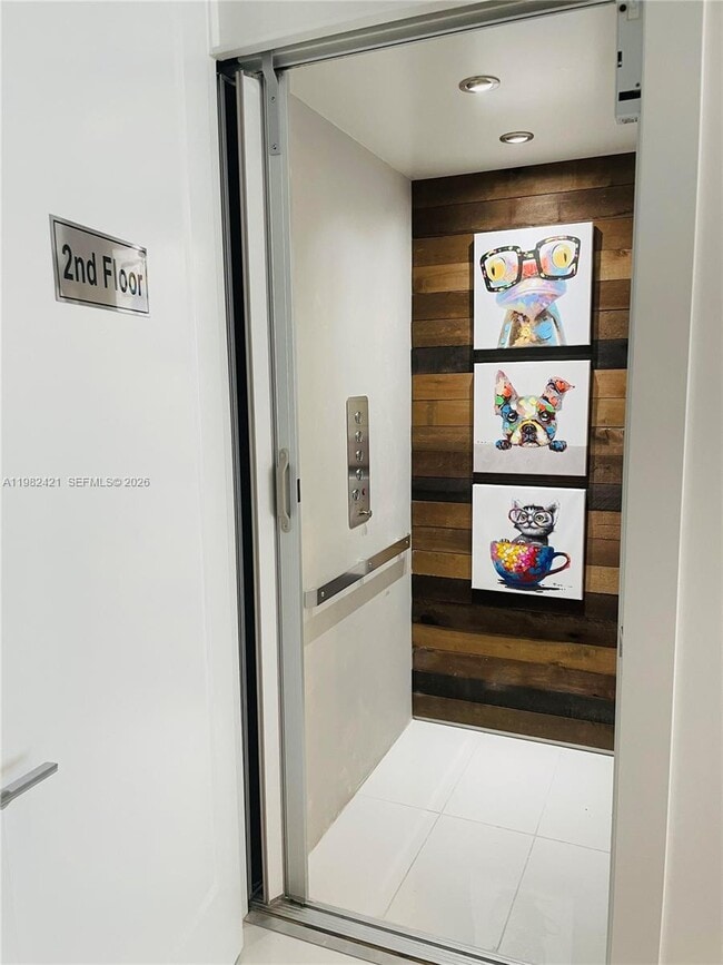 Building Photo - 6630 NW 104th Path