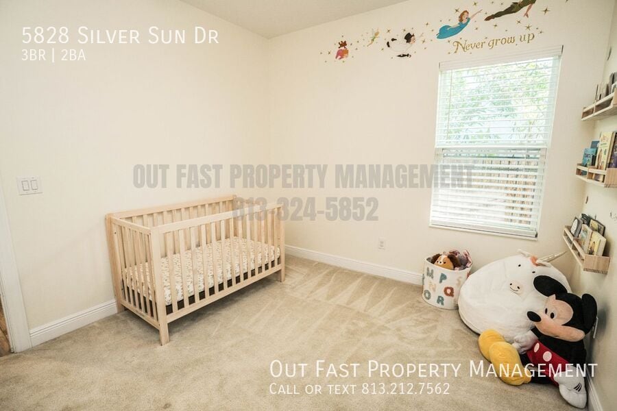 Building Photo - 5828 Silver Sun Dr