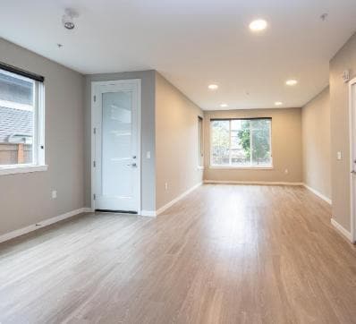 Building Photo - 110 N Blandena St