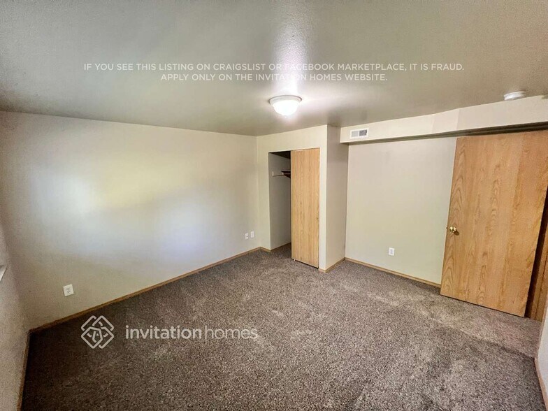 Building Photo - 6316 56th Dr NE