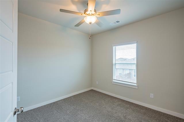 Building Photo - 640 Wheatfield Dr