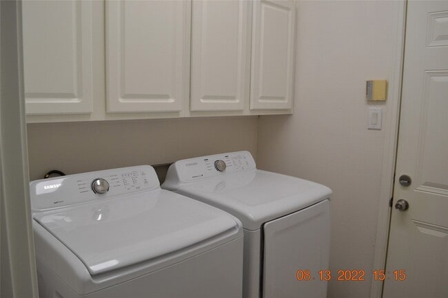Building Photo - 4007 Sand Terrace Dr