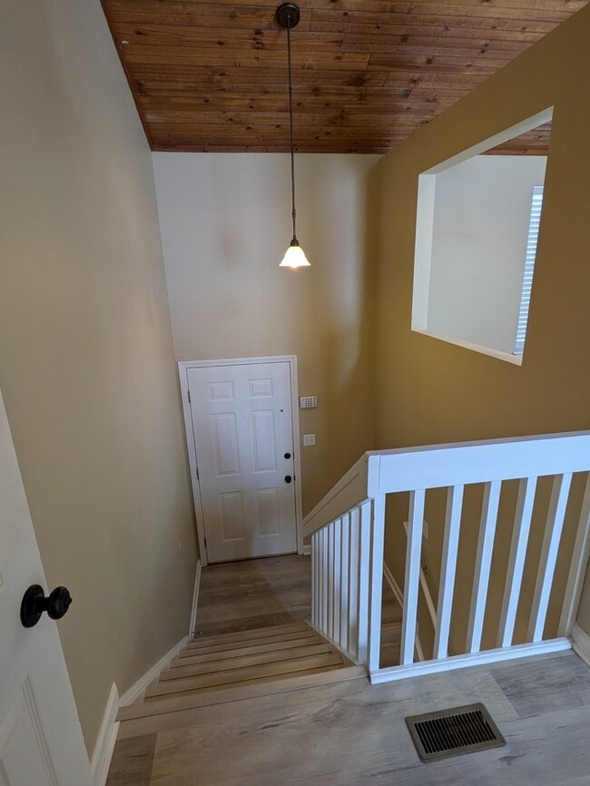 Building Photo - 2552 Knightsbridge Ln