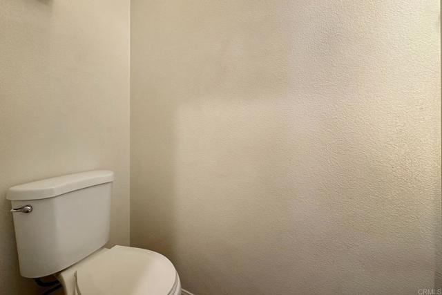 Building Photo - 430 Whitby Gn