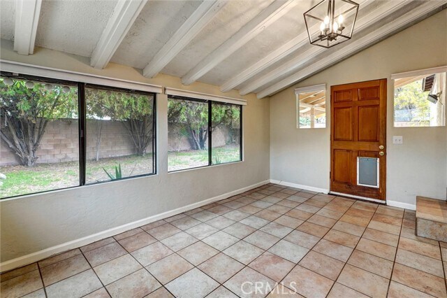 Building Photo - 5863 Alonzo Ave