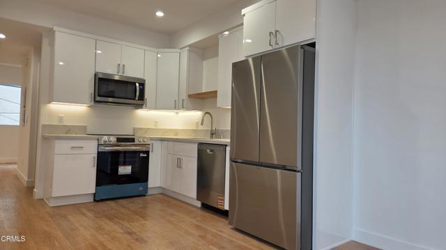 Building Photo - 917 N Ridgewood Pl