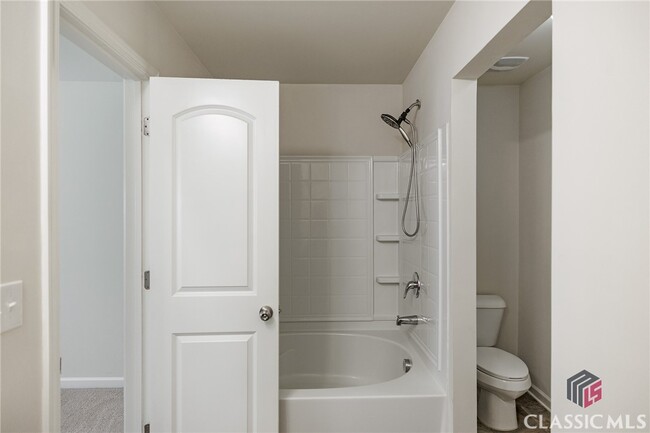 Building Photo - 157 Brockett Dr