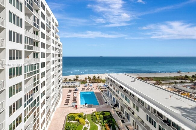 Building Photo - 5401 Collins Ave