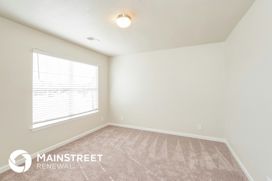 Building Photo - 7151 Forest Willow Ln