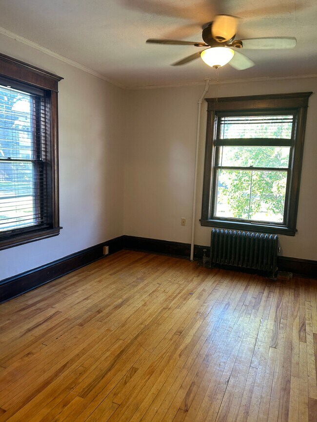 Floorplan - Raymond Flats