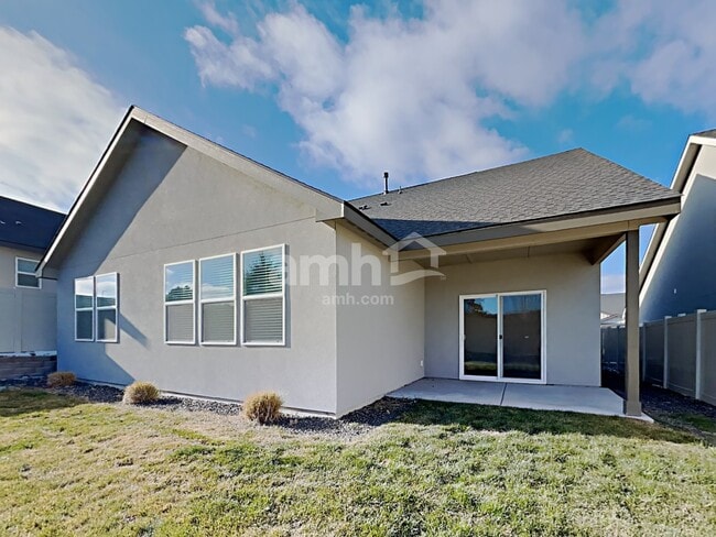 Building Photo - 3648 S Natural Way