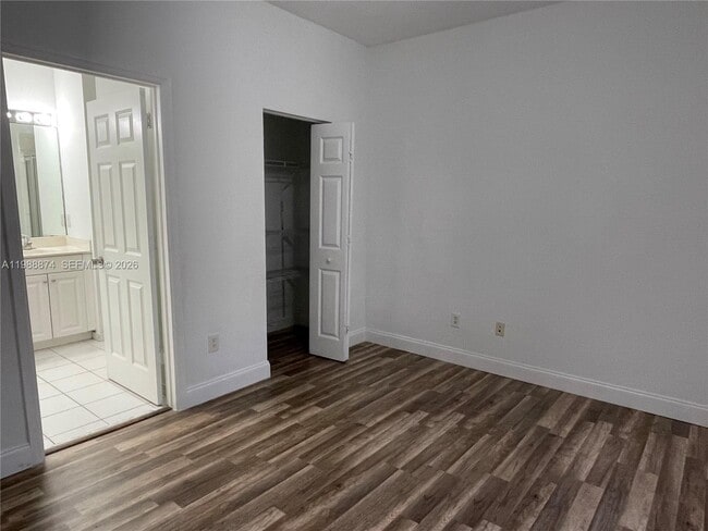 Building Photo - 1955 Marsh Harbor Dr