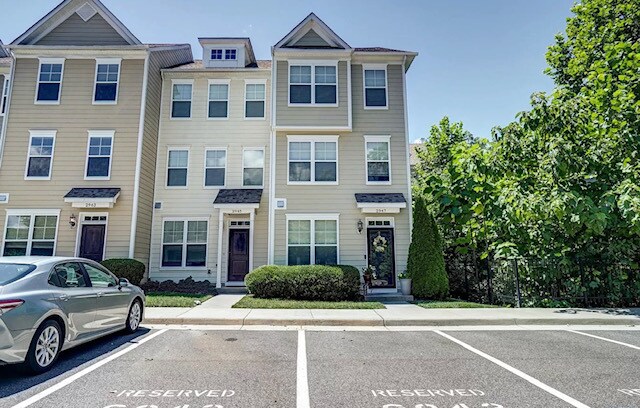 Building Photo - 2943 Templehof Ct