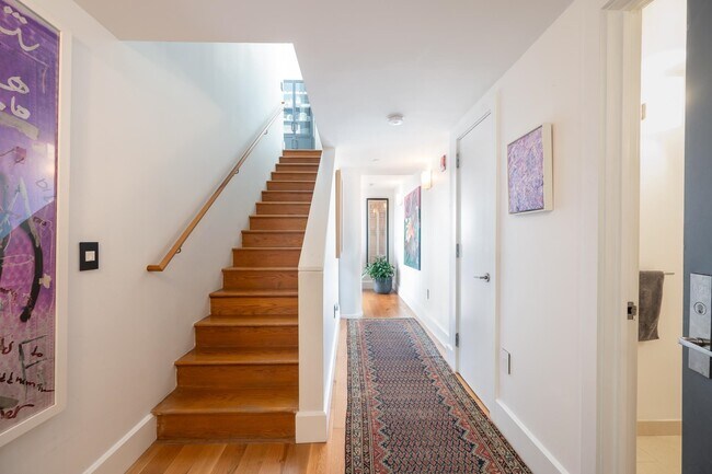 Building Photo - 50 Dey St