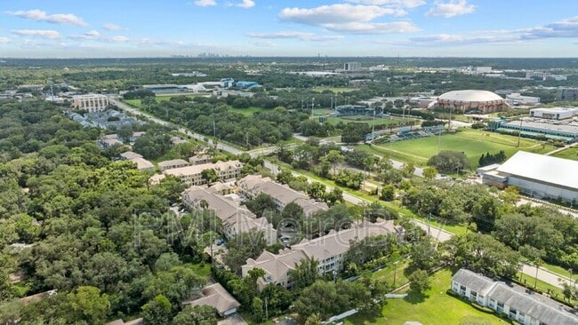 Building Photo - 5039 Sunridge Palms Dr