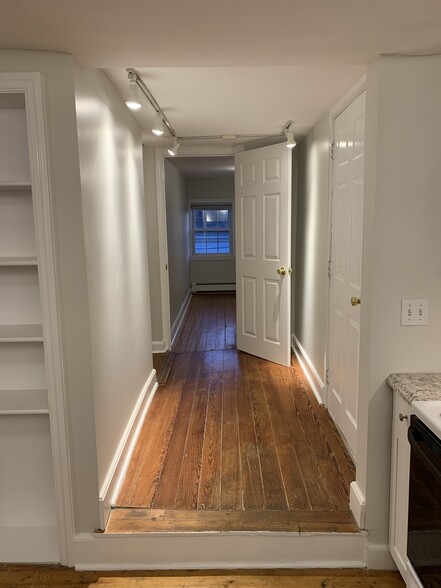 Building Photo - 11 Milk St