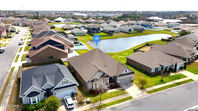 Building Photo - 221 S Shoreview Dr