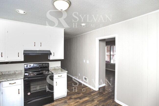 Building Photo - The Lifestyle You Deserve.