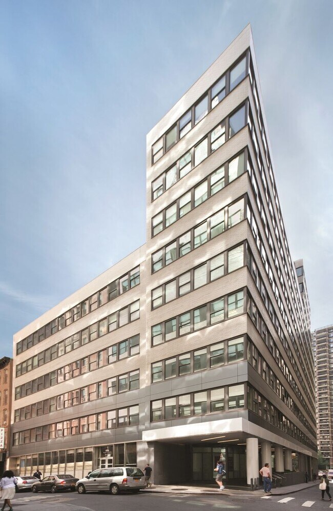 Building Photo - 156 William St