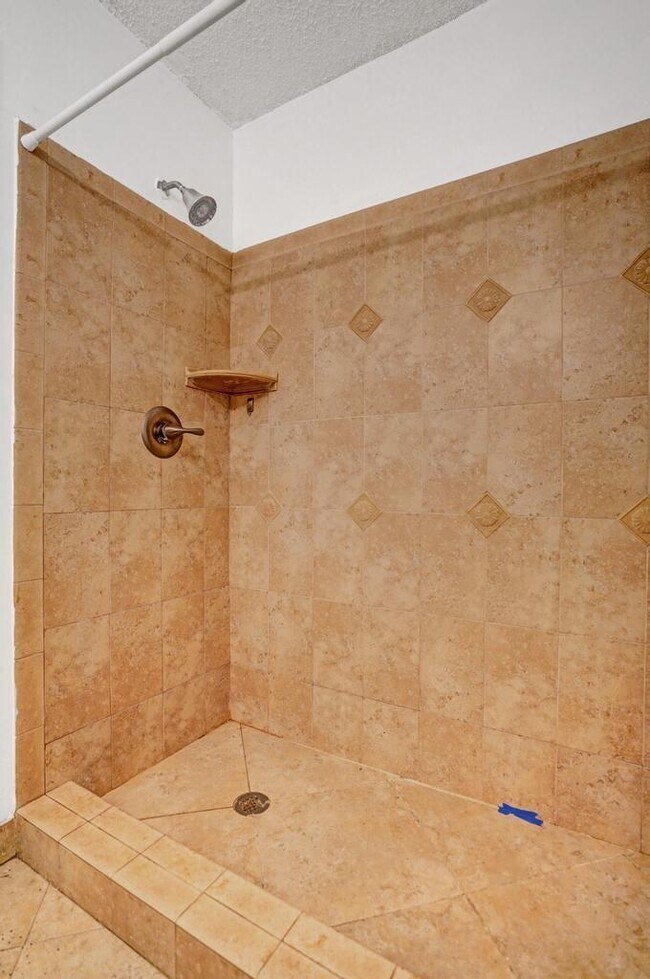 Building Photo - 2301 N Congress Ave