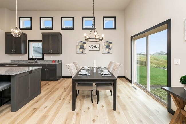 Building Photo - 4-bedroom, 3-bathroom Horace Single-Family...