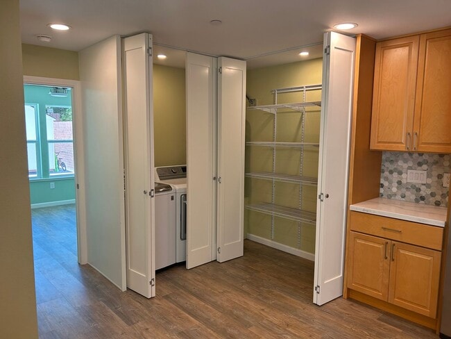 Building Photo - Beautiful Single Bedroom ADU in Brentwood