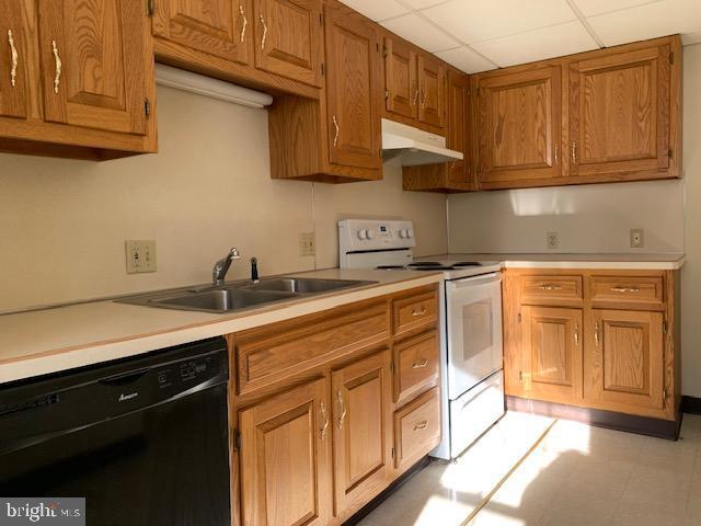 Building Photo - 303 Union St