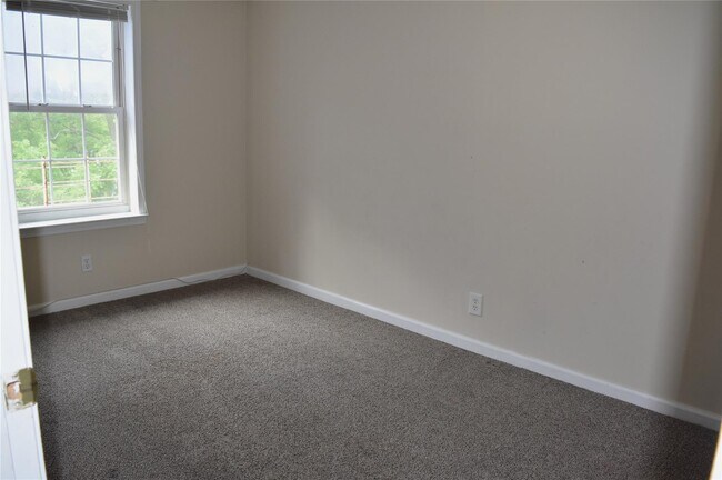 Building Photo - 2342 NY-32
