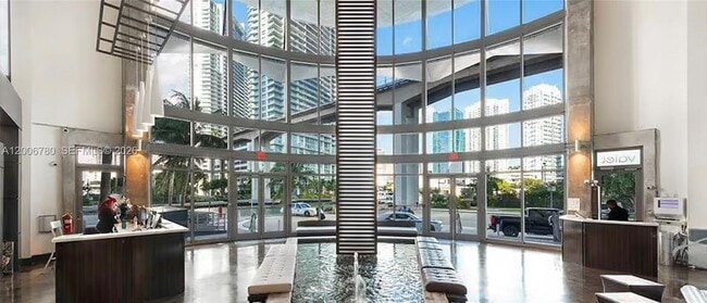 Building Photo - 690 SW 1st Ct