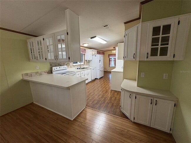 Building Photo - 616 Klickety Klak Ln