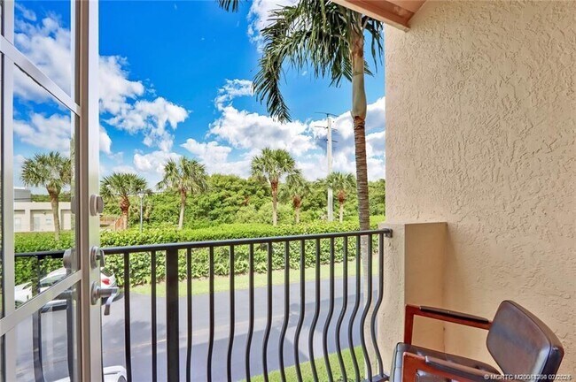 Building Photo - 203 Ocean Bay Dr