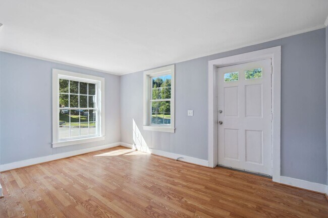 Building Photo - 80 Concord Way