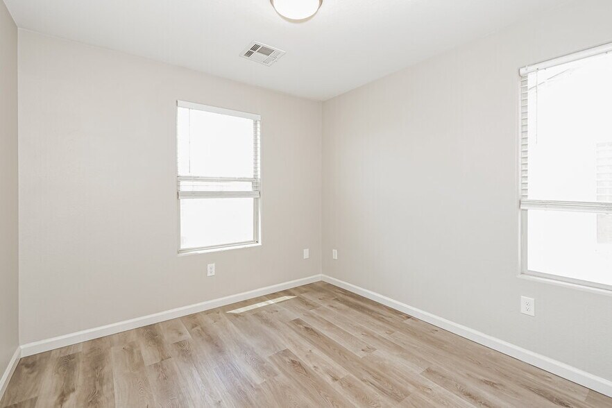 Building Photo - 7848 Juniper Forest St