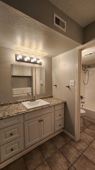 Building Photo - 2120 El Paseo St