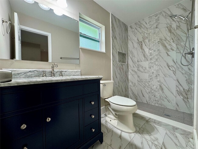 Building Photo - 1871 NW 31st Ct