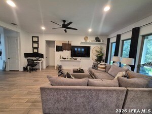 Building Photo - 5007 Winkler Trl