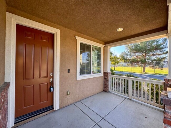 Building Photo - Beautiful Redhawk home located directly ac...