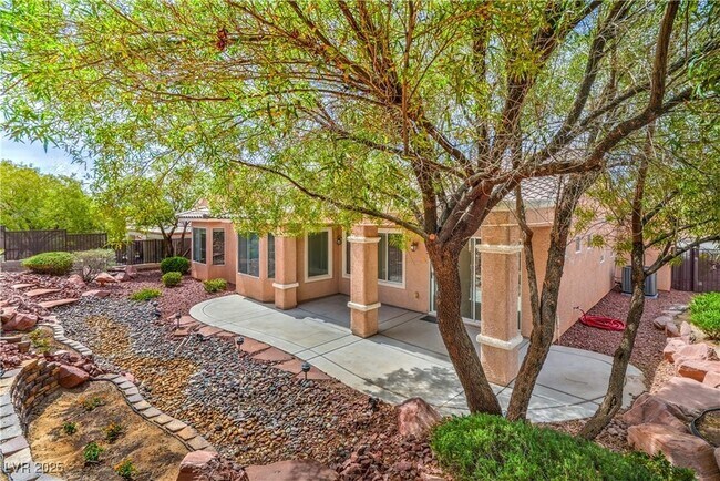 Building Photo - 3055 Canal Walk Rd