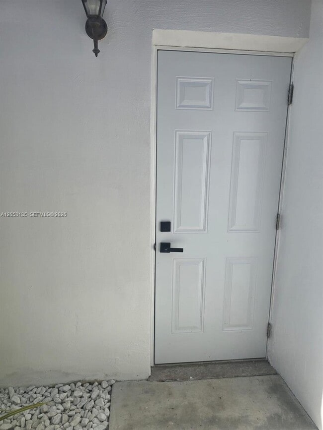 Building Photo - 8404 SW 102nd Pl