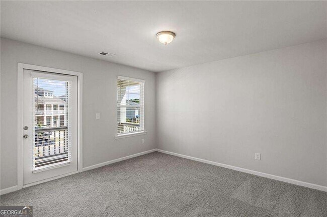 Building Photo - 213 Chiswick Lp