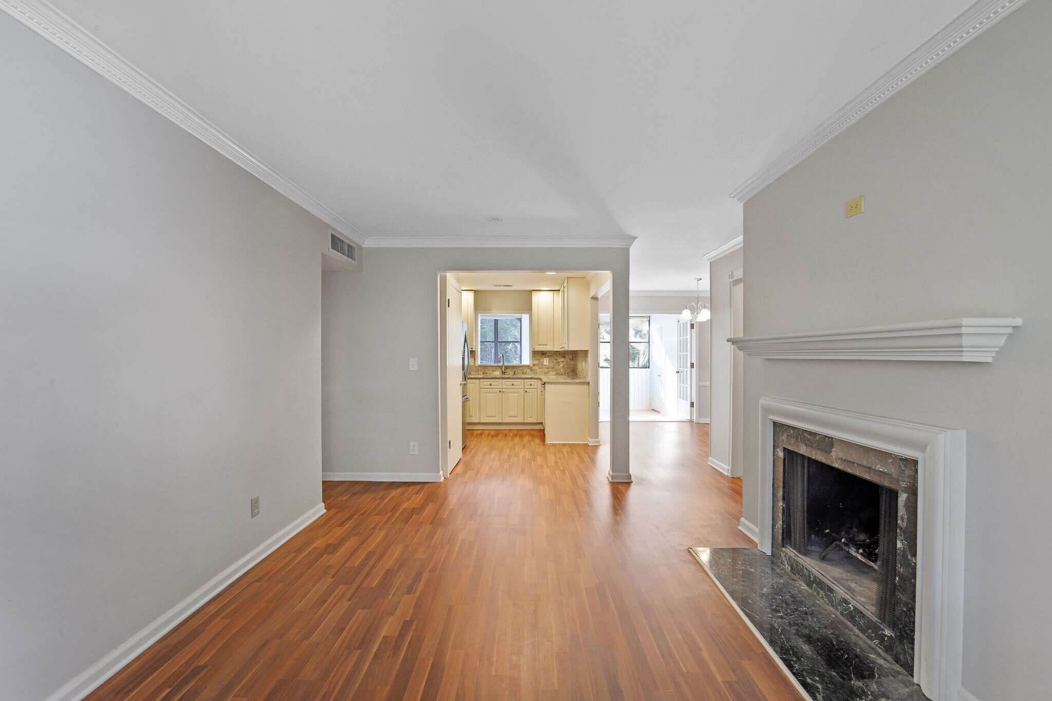 Building Photo - 93 La Rue Pl NW