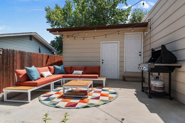 Building Photo - 4845 W 73rd Ave