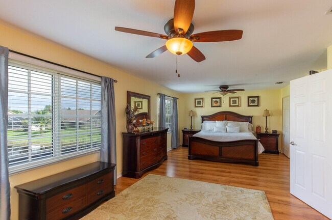 Building Photo - 1772 Harborside Cir
