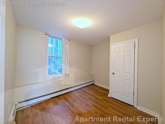 Building Photo - 288 Prospect St