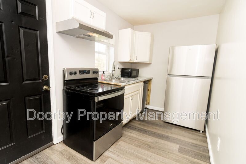 Building Photo - 207 Napier St