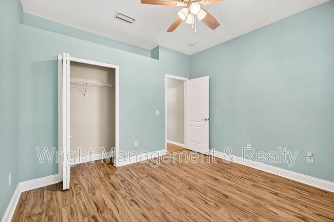 Building Photo - 5025 Torrey Hills Ln