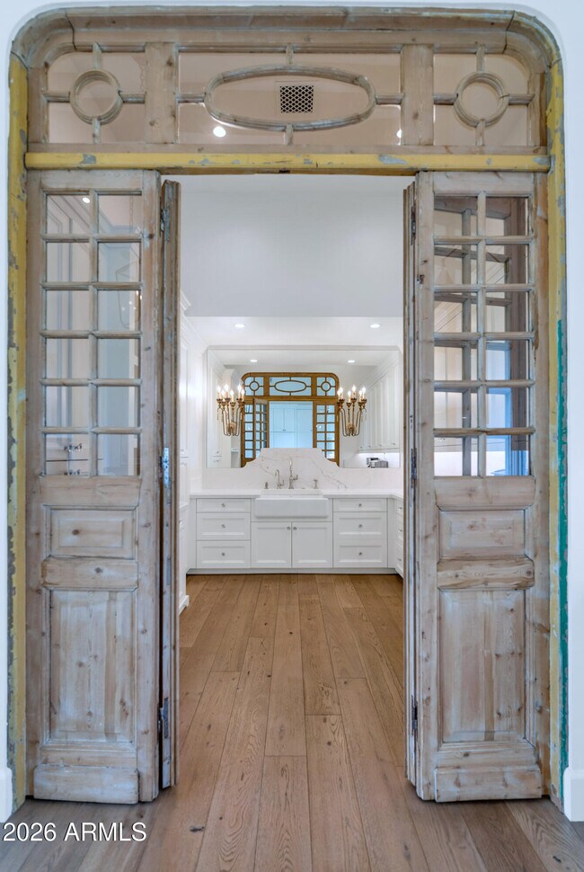 Building Photo - 5119 N 41st St