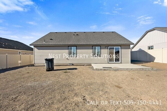 Building Photo - 217 Royal Palm Dr