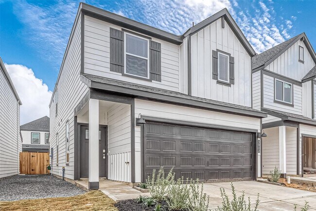 Building Photo - 3018 Skyline Mesa Dr